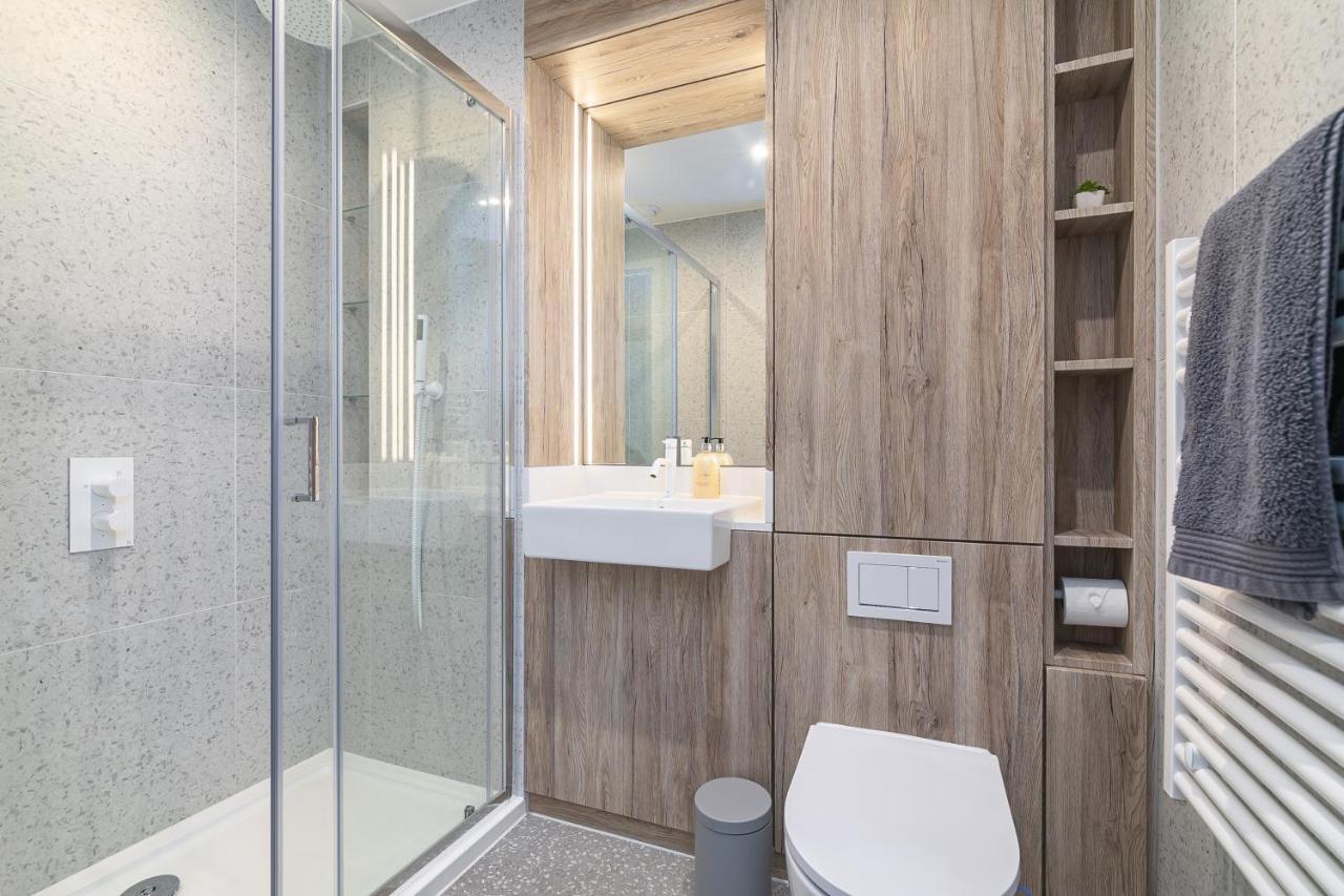 Luxury Spacious Flat With Communal Gardens And Parking Londra Dış mekan fotoğraf